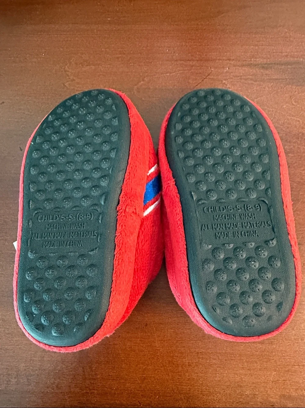 Philadelphia Phillies Slippers Child Size S (8-9) Never Worn